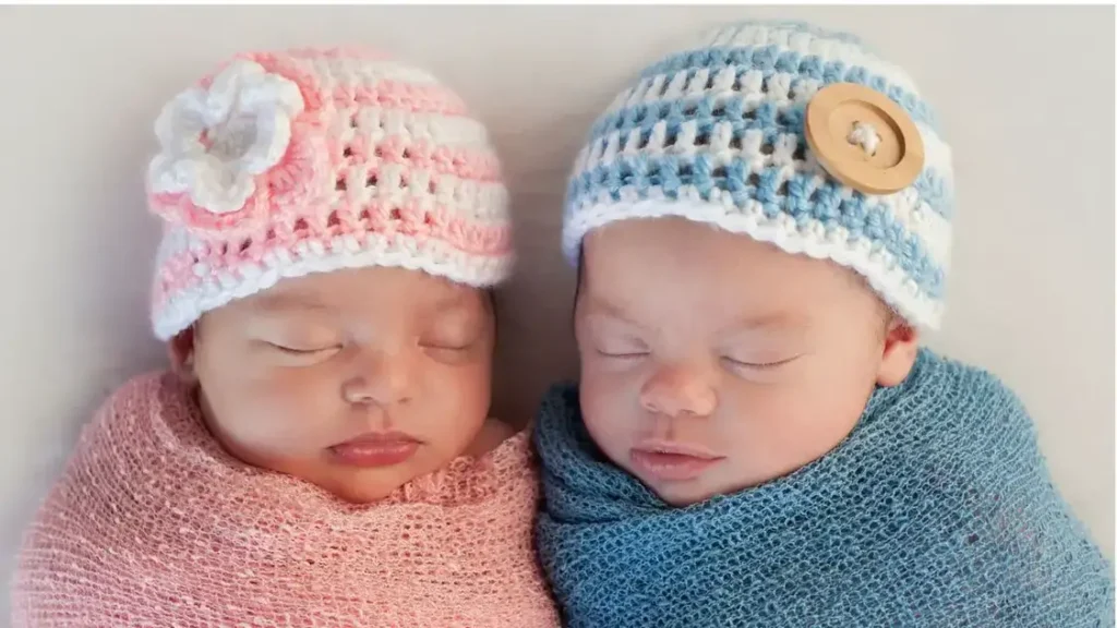 Mom Accidentally Named Her Twins After TV Characters, And People Won’t Stop Mocking Her